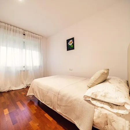 Piso Centrico Y Exterior En * كامبادوس